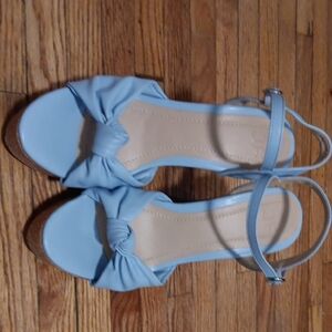 Elegant Blue Women's Sandals